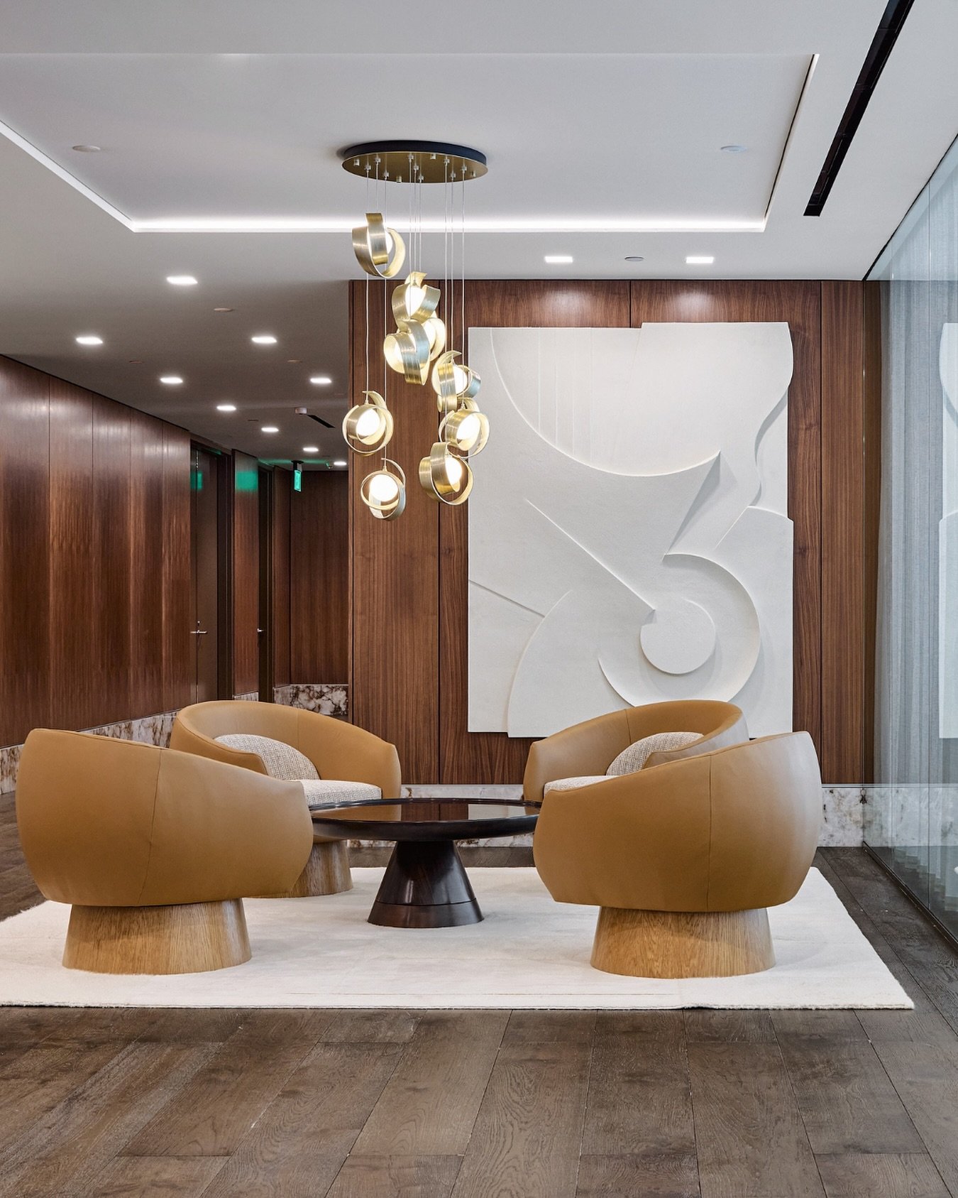 @annesneedinteriors