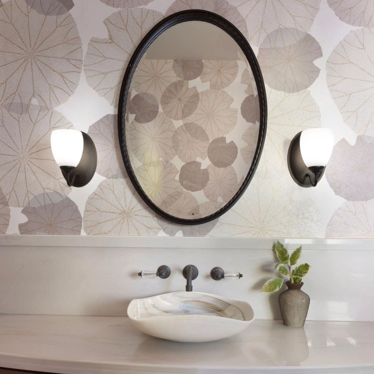 @bourgeois_interiordesign_Simple Sconce